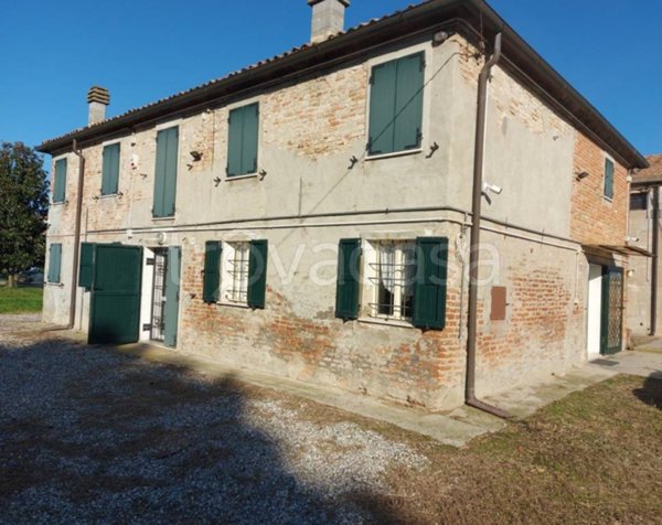 casa indipendente in vendita a Ferrara in zona Cona
