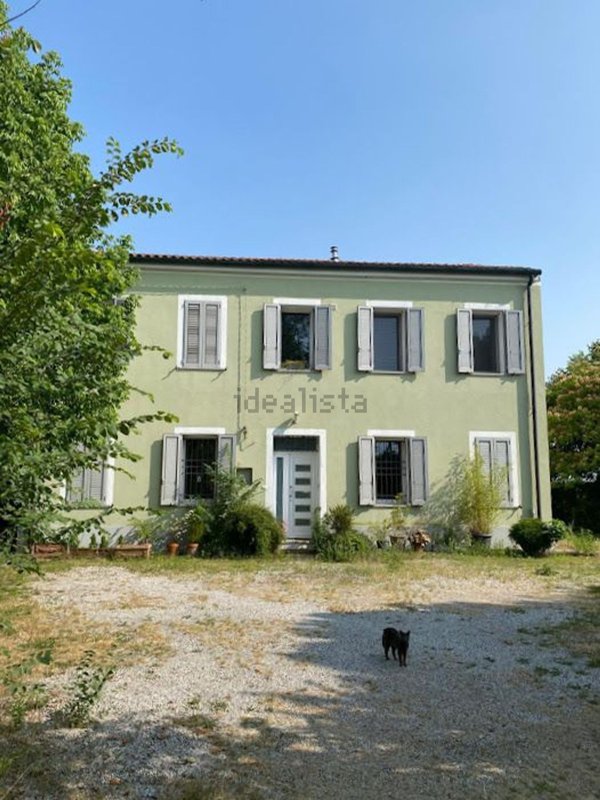 casa indipendente in vendita a Ferrara in zona Porporana