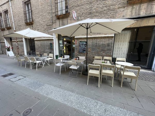 negozio in vendita a Ferrara