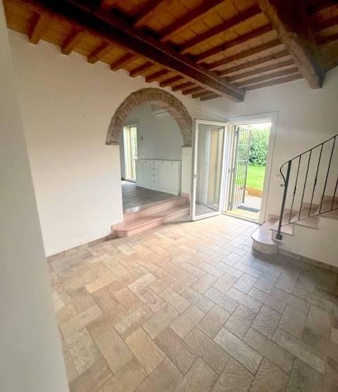casa indipendente in vendita a Ferrara