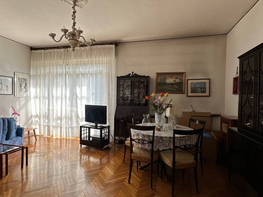 appartamento in vendita a Ferrara in zona Centro Storico