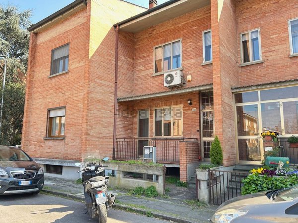 casa indipendente in vendita a Ferrara in zona Centro Storico