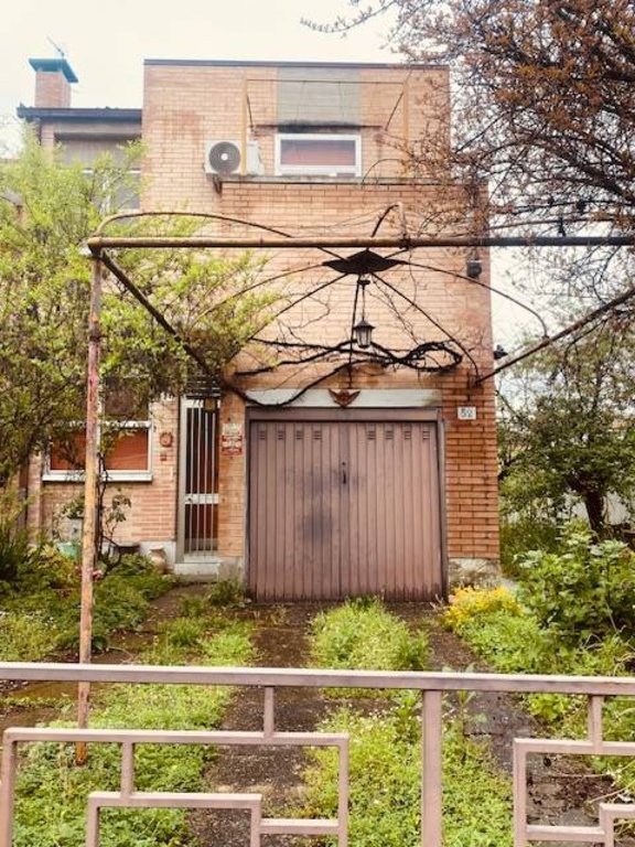 casa indipendente in vendita a Ferrara