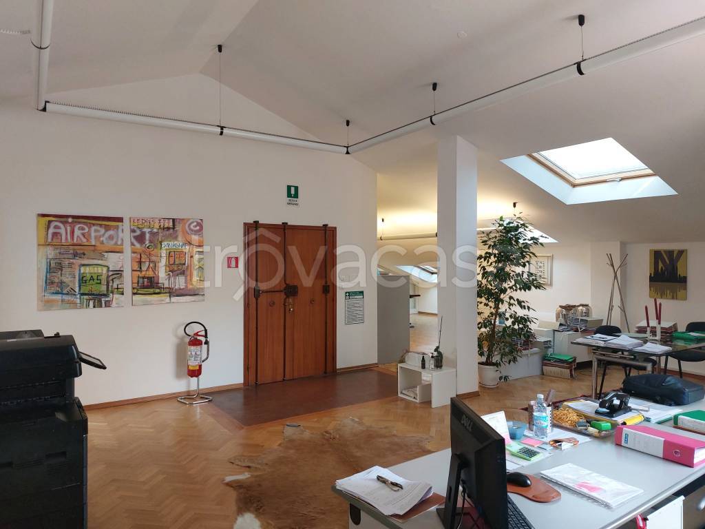 appartamento in vendita a Ferrara in zona Centro Storico