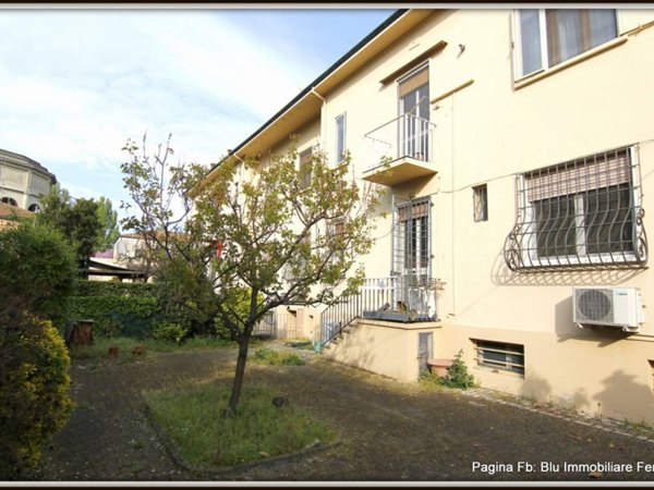appartamento in vendita a Ferrara in zona Quartiere Giardino / Acquedotto