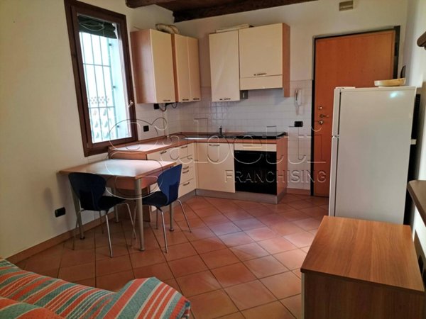 appartamento in vendita a Ferrara in zona Centro Storico