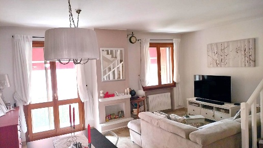 casa indipendente in vendita a Ferrara in zona Aguscello