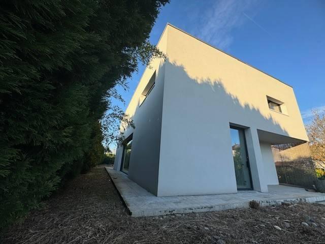 casa indipendente in vendita a Ferrara in zona Centro Storico