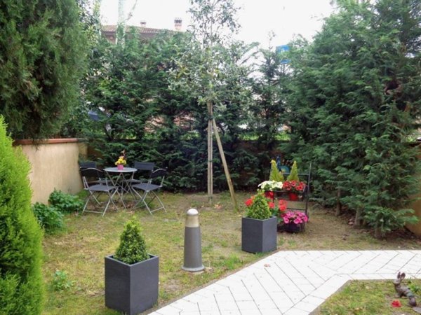 casa indipendente in vendita a Ferrara