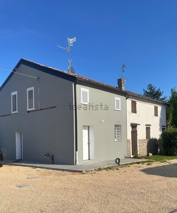 appartamento in vendita a Ferrara in zona Quartesana