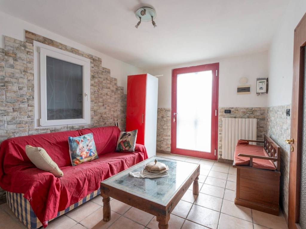 casa indipendente in vendita a Ferrara in zona Francolino