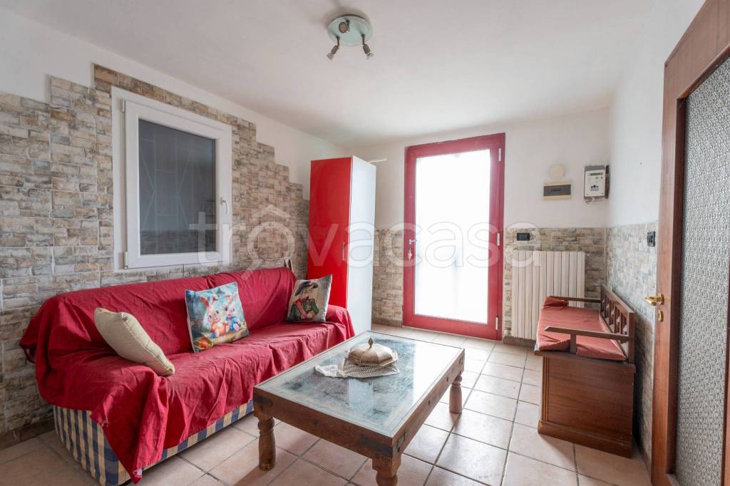 casa indipendente in vendita a Ferrara in zona Francolino