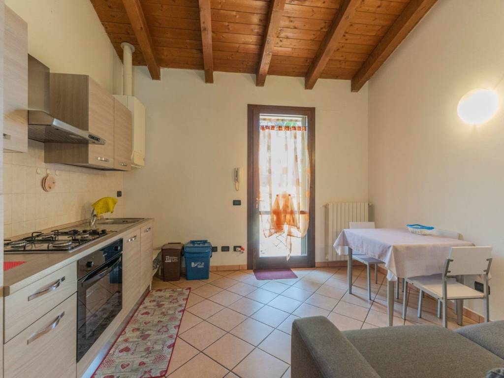 casa indipendente in vendita a Ferrara in zona Casaglia