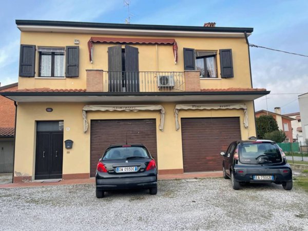 appartamento in vendita a Ferrara in zona Focomorto