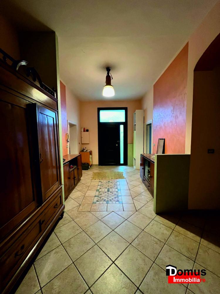casa indipendente in vendita a Ferrara