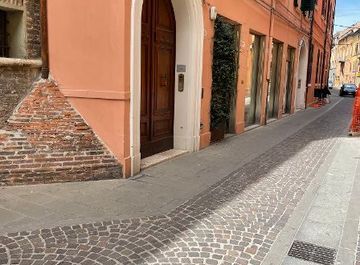 appartamento in vendita a Ferrara in zona Centro Storico