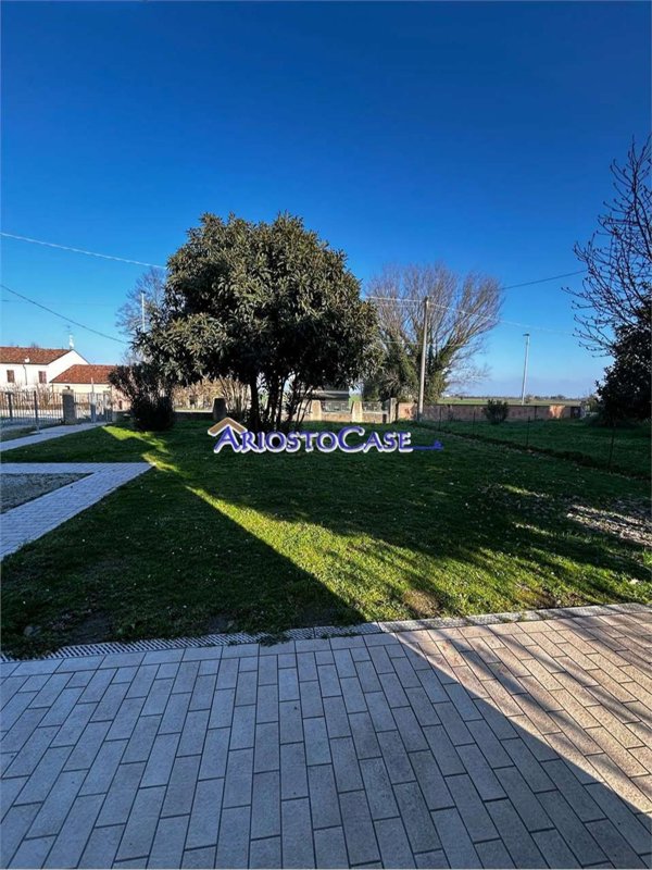 casa indipendente in vendita a Ferrara in zona Sant'Egidio / Gaibanella
