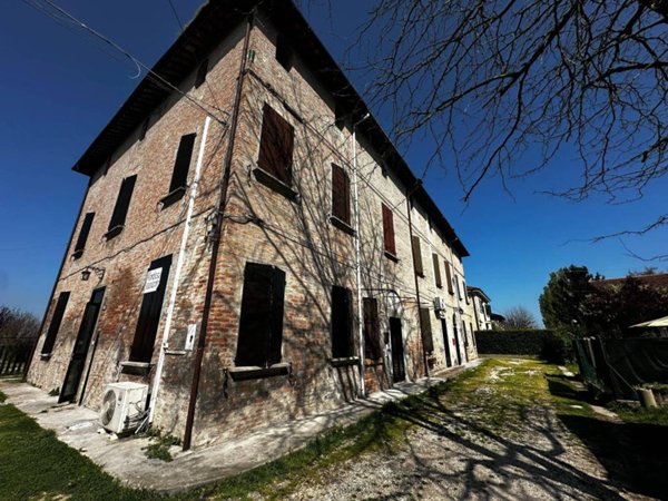 appartamento in vendita a Ferrara in zona San Martino