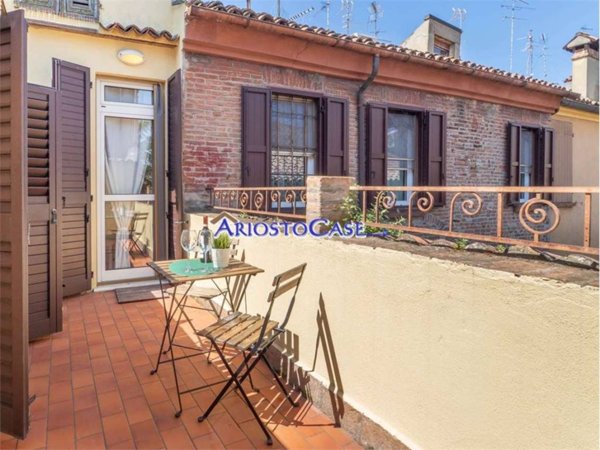 appartamento in vendita a Ferrara in zona Centro Storico