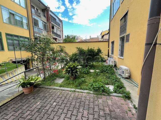 appartamento in vendita a Ferrara in zona Centro Storico