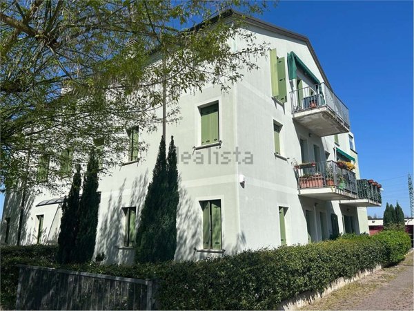 appartamento in vendita a Ferrara in zona Pontegradella