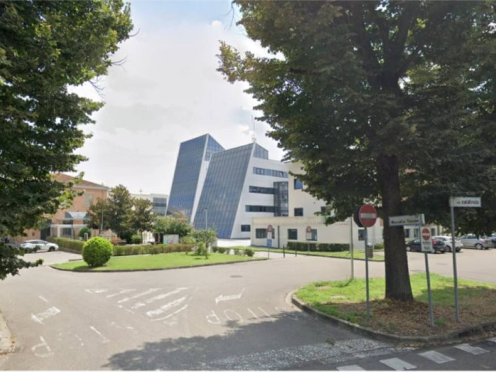 ufficio in vendita a Ferrara