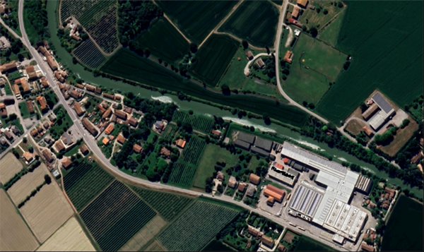casa indipendente in vendita a Ferrara