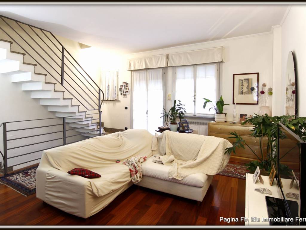 casa indipendente in vendita a Ferrara