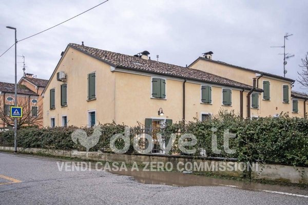 casa indipendente in vendita a Ferrara in zona Denore