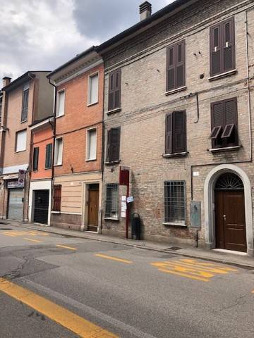 casa indipendente in vendita a Ferrara in zona Centro Storico