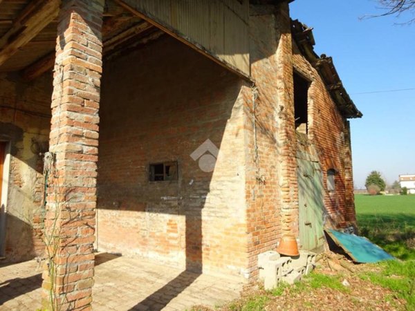 casa indipendente in vendita a Ferrara in zona San Martino