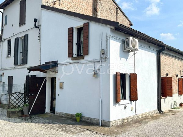 casa indipendente in vendita a Ferrara in zona Sant'Egidio / Gaibanella