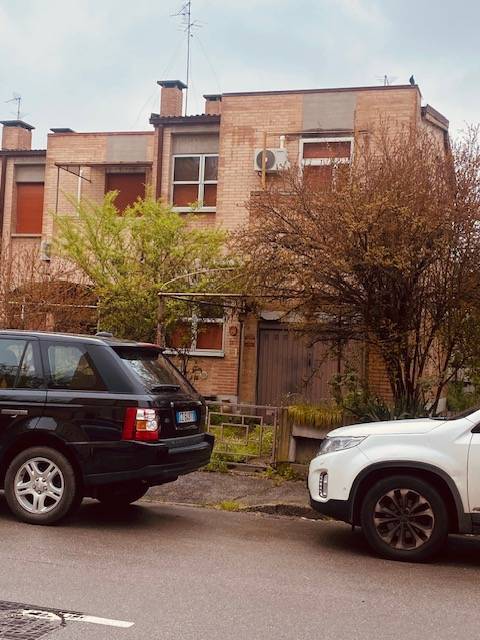 casa indipendente in vendita a Ferrara in zona San Martino