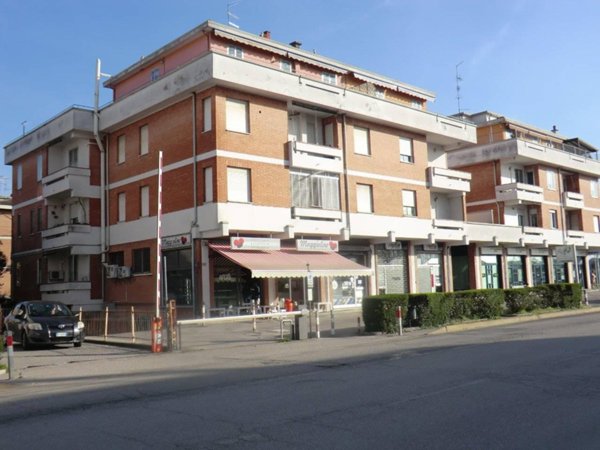 negozio in vendita a Ferrara
