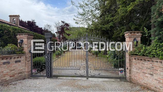 casa indipendente in vendita a Ferrara