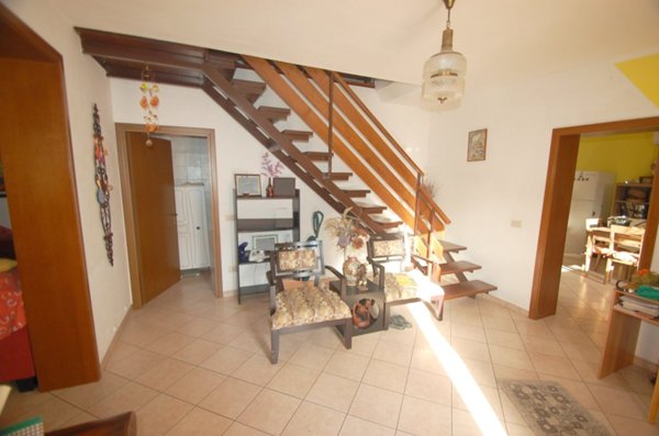 casa indipendente in vendita a Ferrara in zona Baura