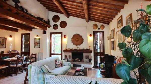 casa indipendente in vendita a Ferrara in zona San Martino