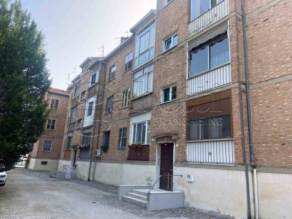 appartamento in vendita a Ferrara in zona Centro Storico