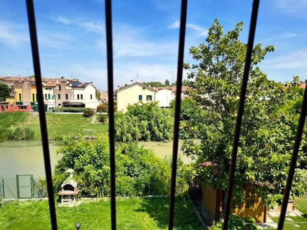 casa indipendente in vendita a Ferrara in zona Cona