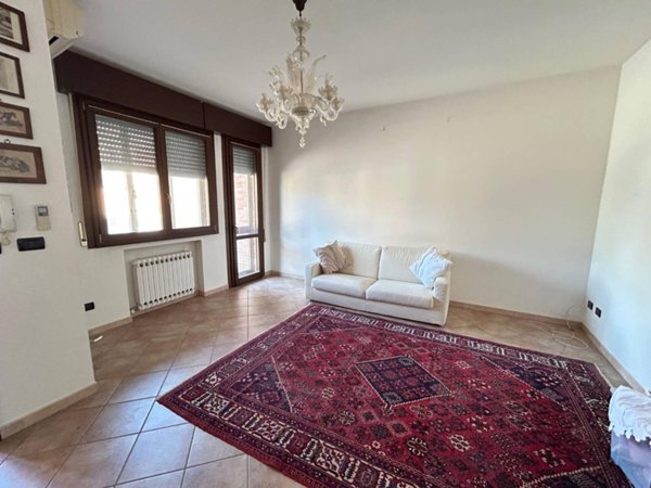 casa indipendente in vendita a Ferrara in zona Centro Storico