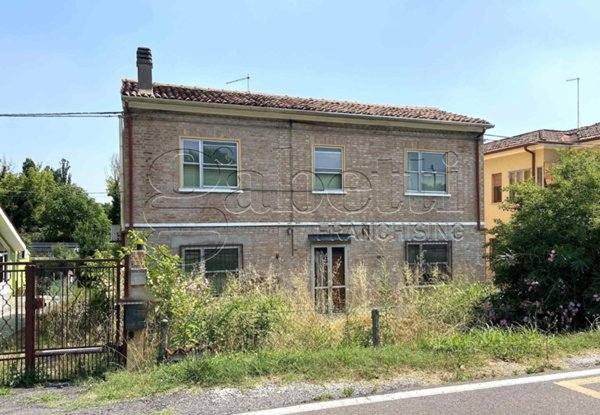 casa indipendente in vendita a Ferrara in zona Mizzana