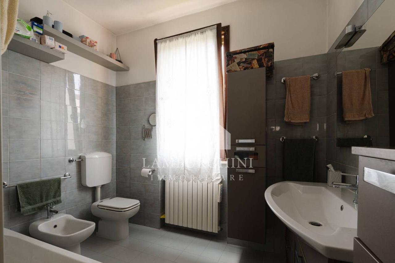 casa indipendente in vendita a Ferrara in zona Centro Storico