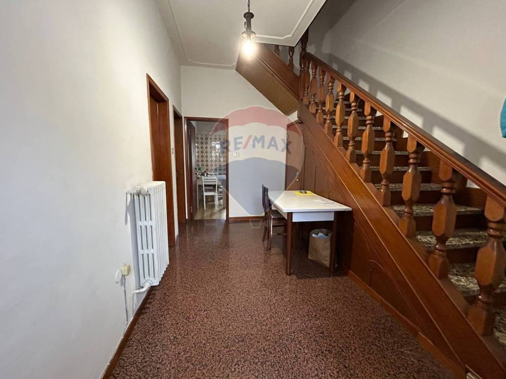 casa indipendente in vendita a Ferrara