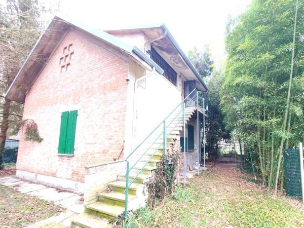 casa indipendente in vendita a Ferrara in zona Cona