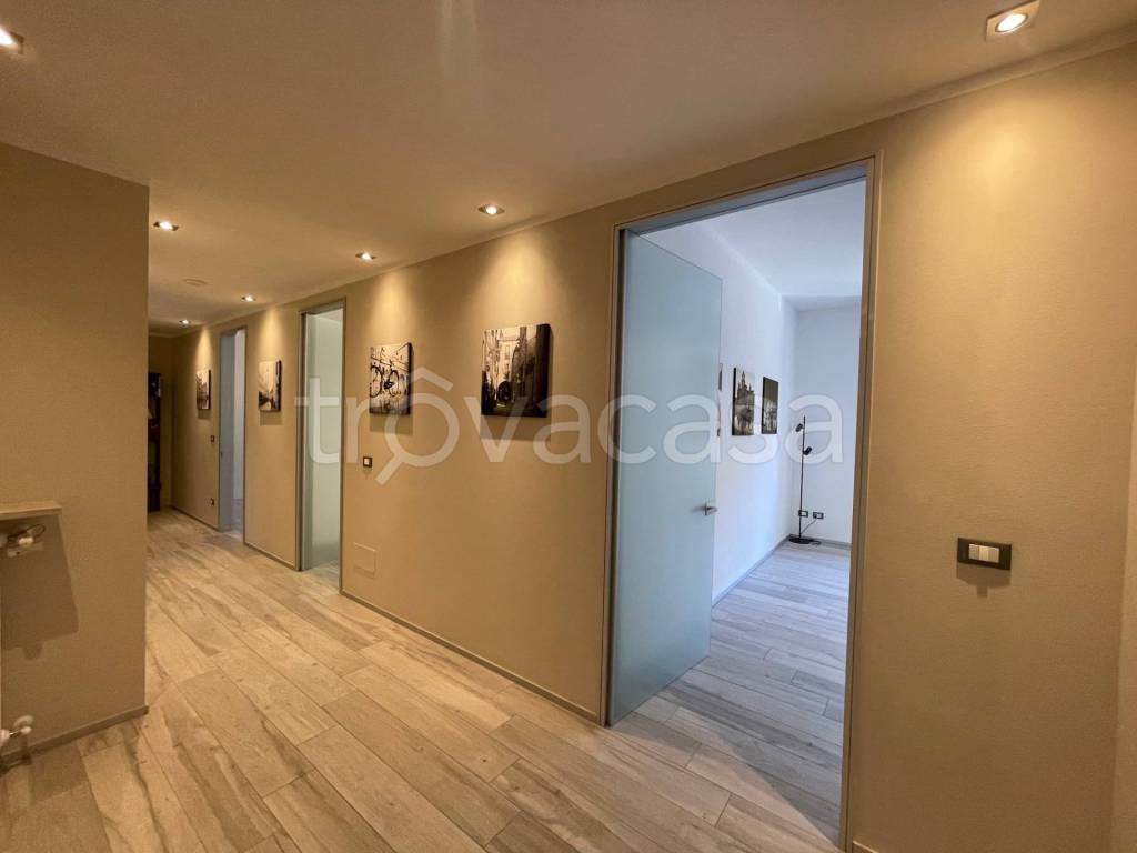 ufficio in vendita a Ferrara in zona Centro Storico