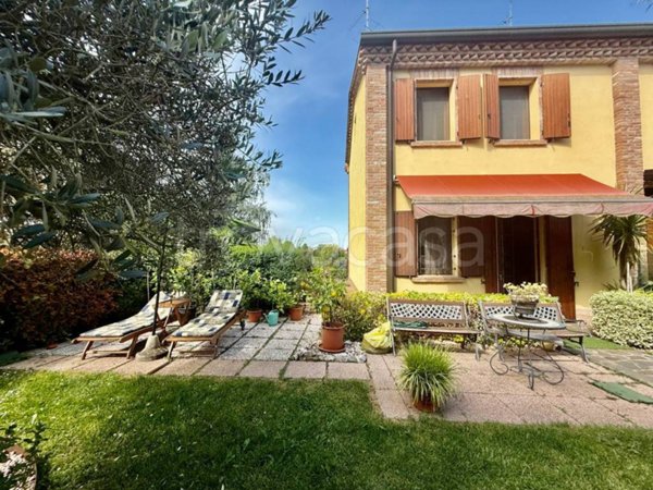 casa indipendente in vendita a Ferrara in zona Sant'Egidio / Gaibanella