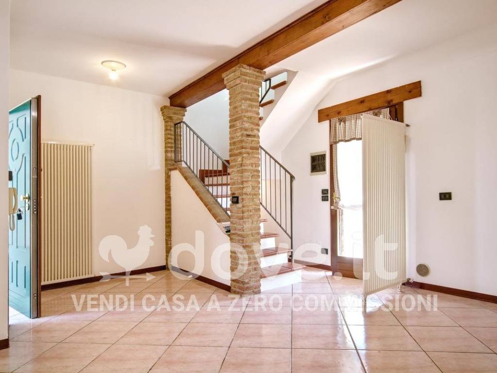casa indipendente in vendita a Ferrara in zona Cona