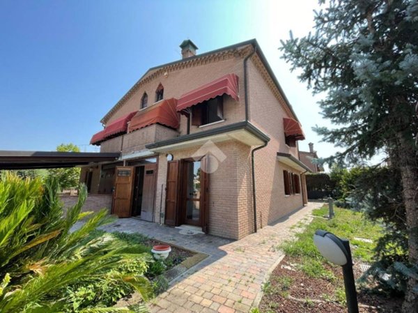 casa indipendente in vendita a Ferrara in zona Pontegradella