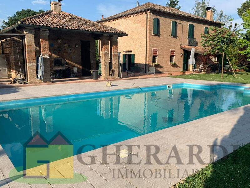 casa indipendente in vendita a Ferrara in zona Aguscello