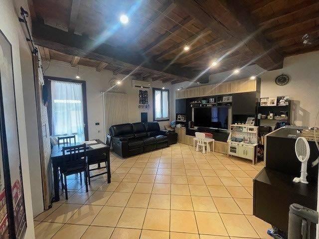 casa indipendente in vendita a Ferrara in zona Casaglia